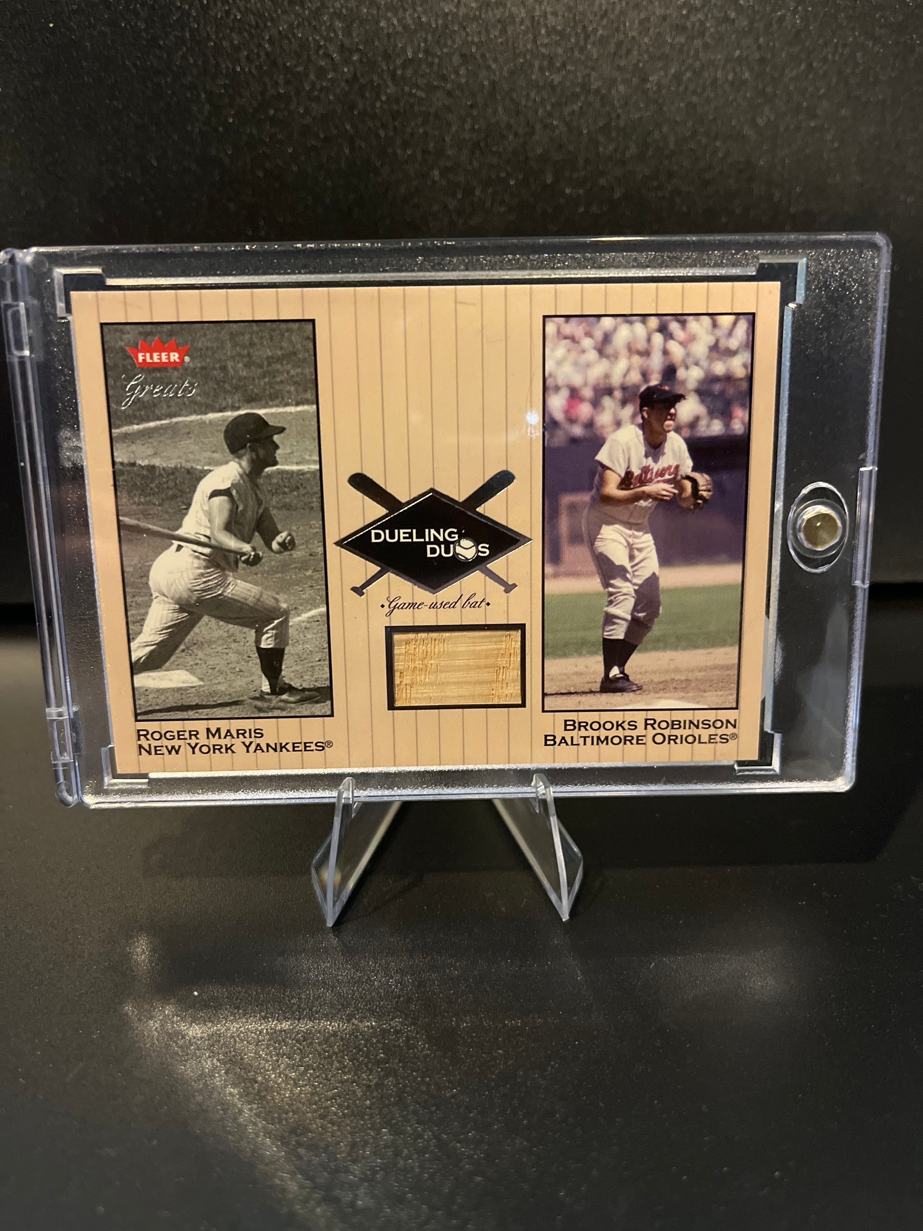 2001 Fleer Greats Brooks Robinson/Roger Maris Dueling Duos Games Used Bat (Robinson) No. DD-BR1