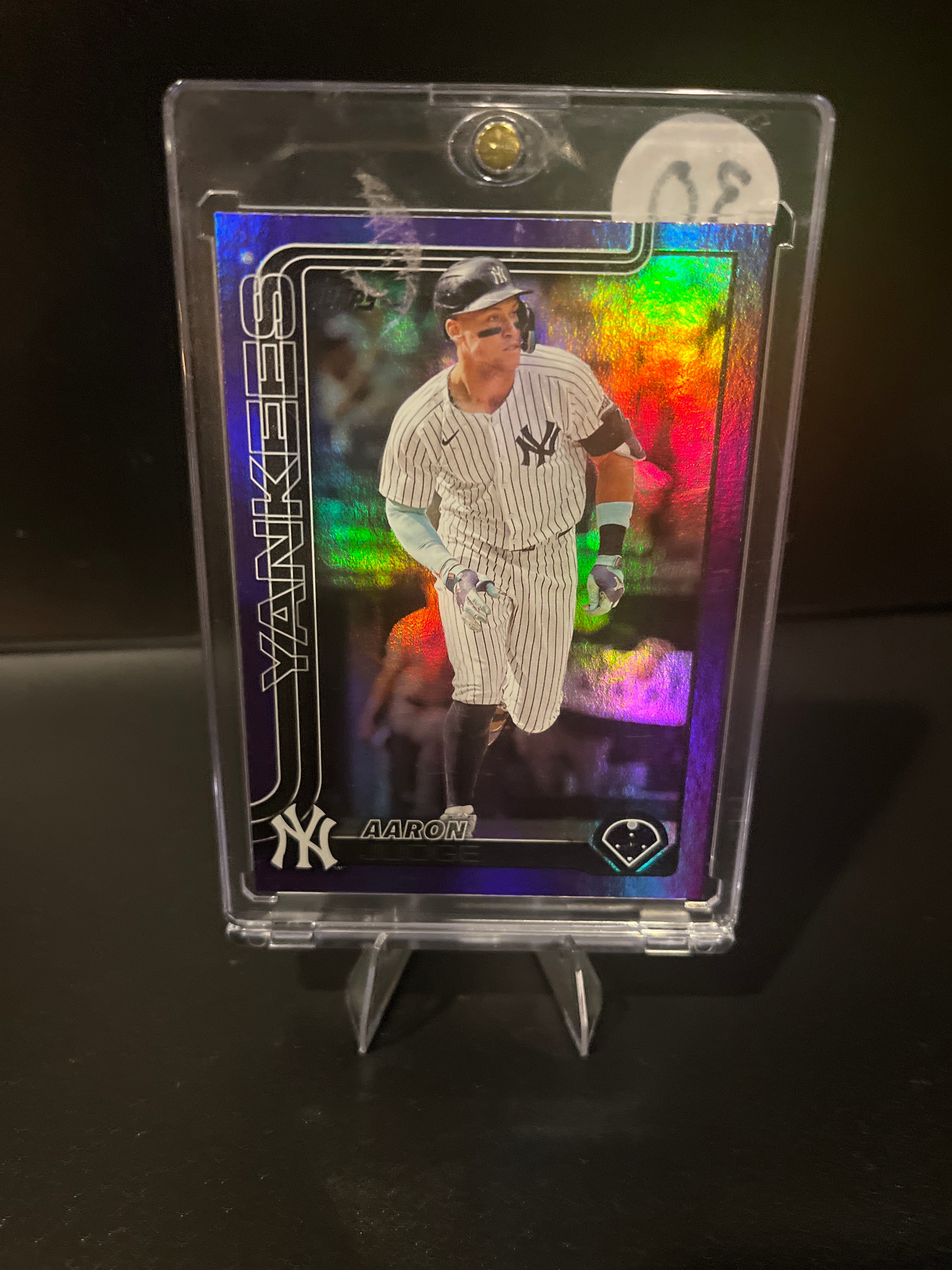 2025 Topps Series One Aaron Judge Purple Rainbow No. 300 047/250